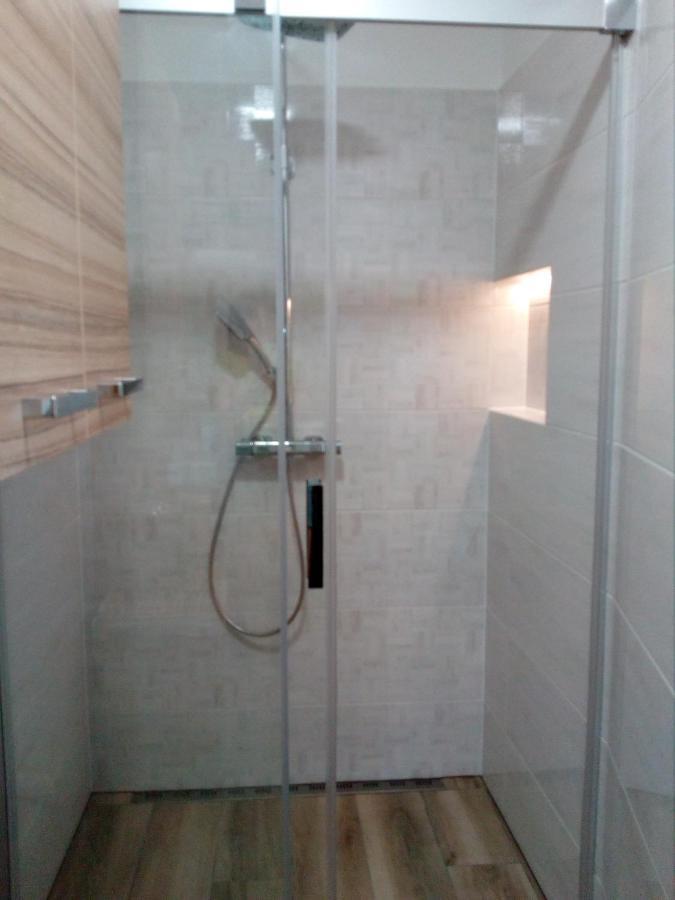V Centru Apartment Lanzhot Ngoại thất bức ảnh